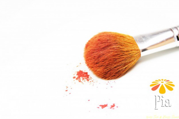 6 Ways To Keep Your Makeup (And Skin) Germ Free!